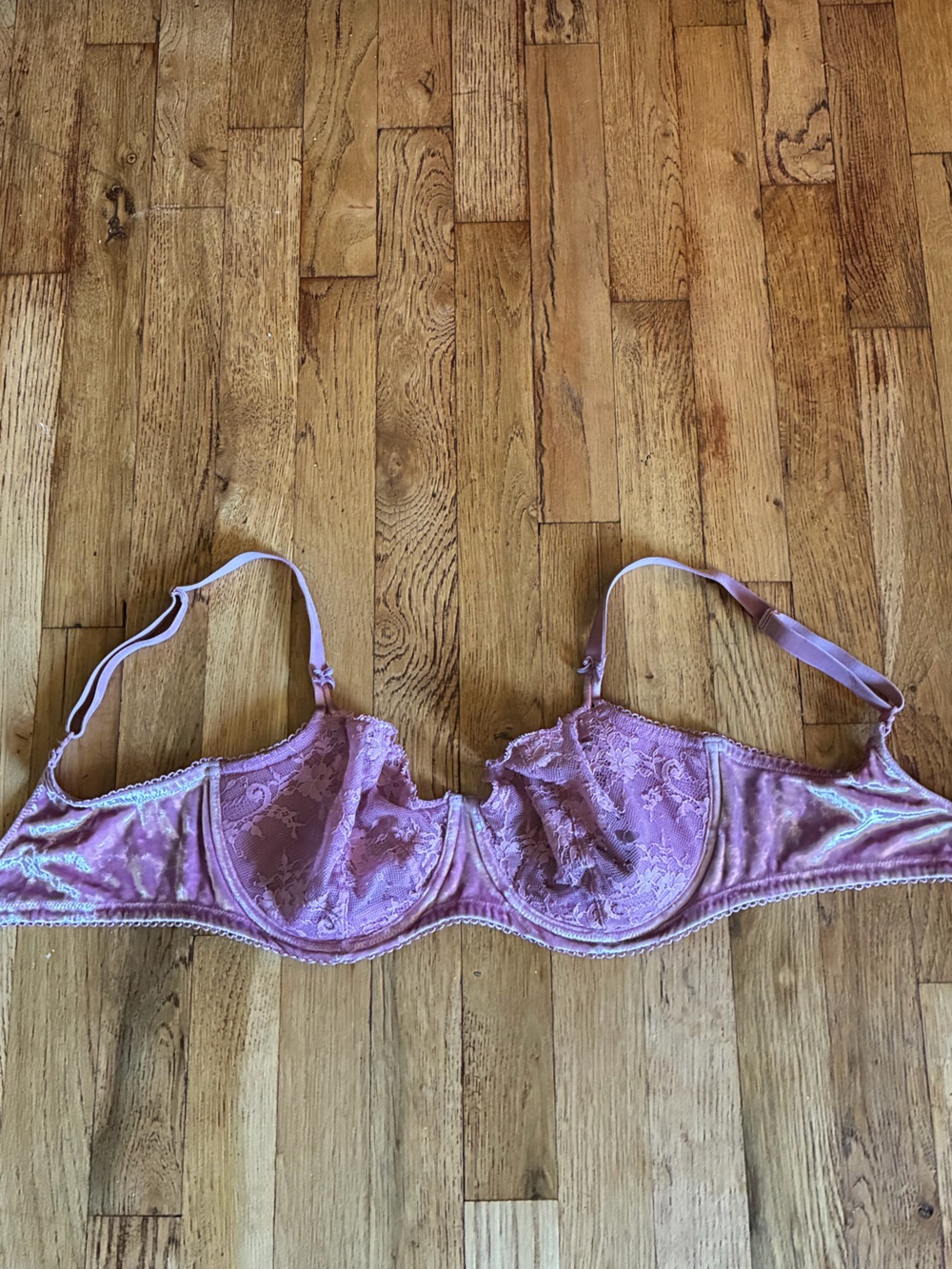 Victoria's Secret Pink Velvet with Lace unlined push up bra